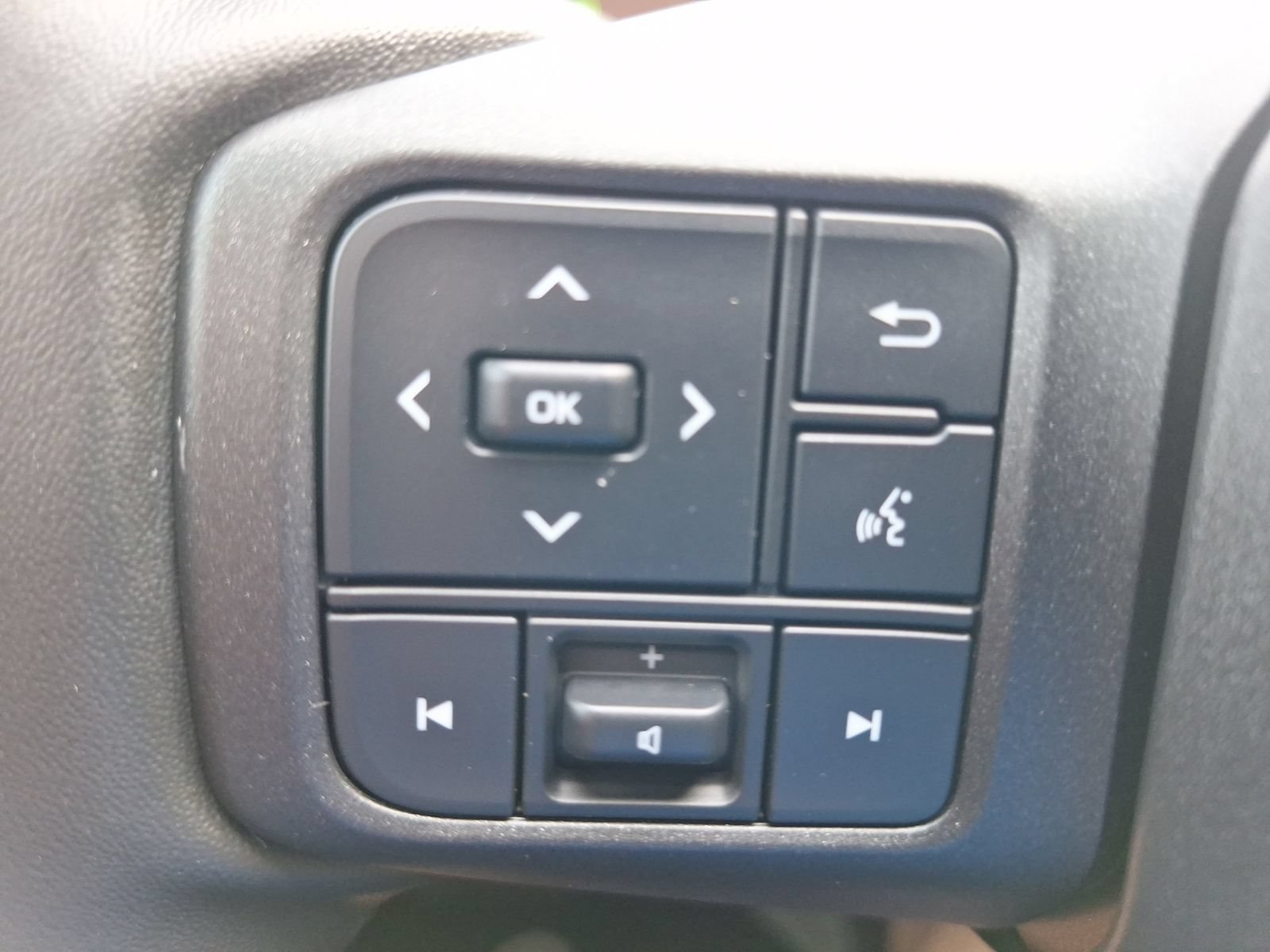 Used 2026 Toyota RAV4 SE AWD/4WD image 21