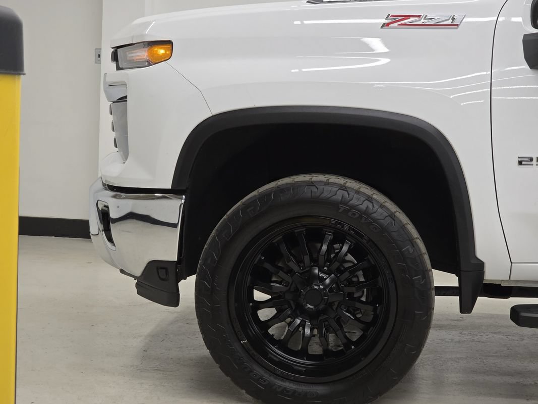 Used 2024 Chevrolet Silverado 2500 LT w/ All Star Edition AWD/4WD image 41
