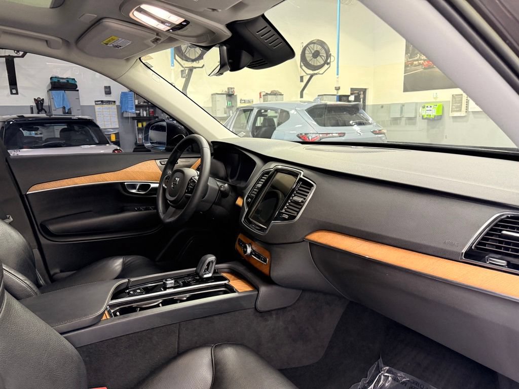 Used 2023 Volvo XC90 B6 Plus w/ Protection Package Premier AWD/4WD image 29