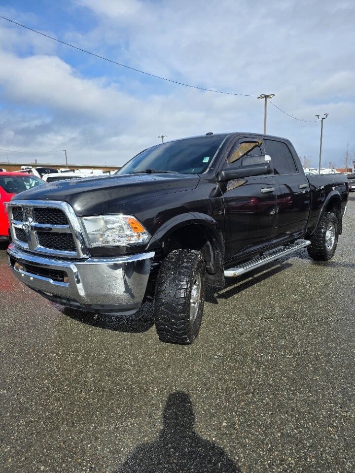 Used 2017 RAM 2500 Tradesman w/ Chrome Appearance Group AWD/4WD image 2