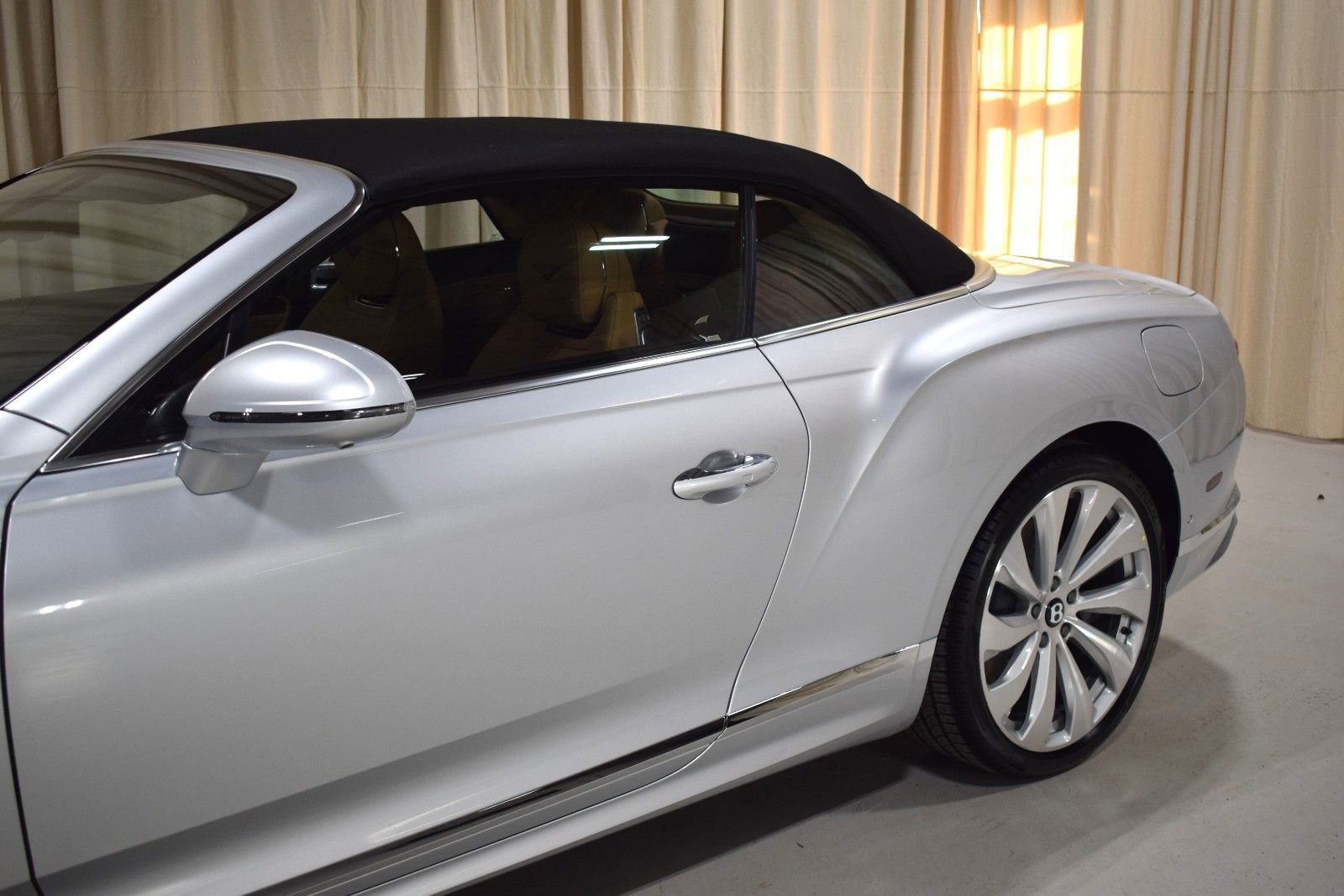 New 2026 Bentley Continental GTC image 8