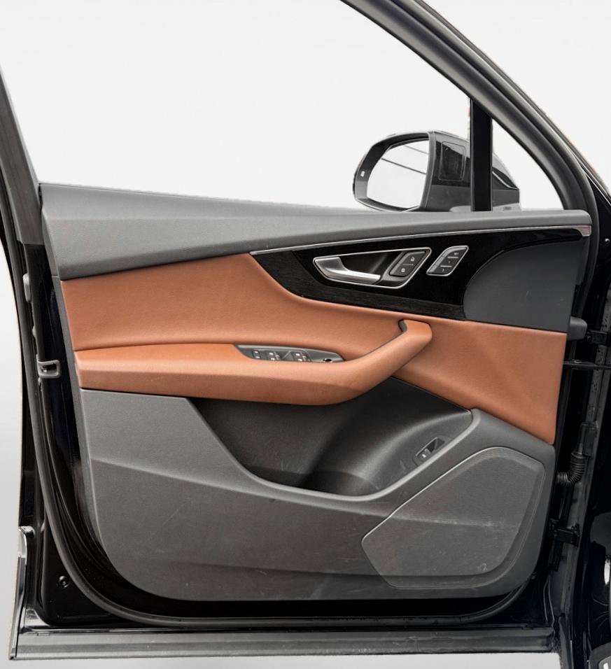 Used 2019 Audi Q7 3.0T Premium w/ Convenience Package image 14