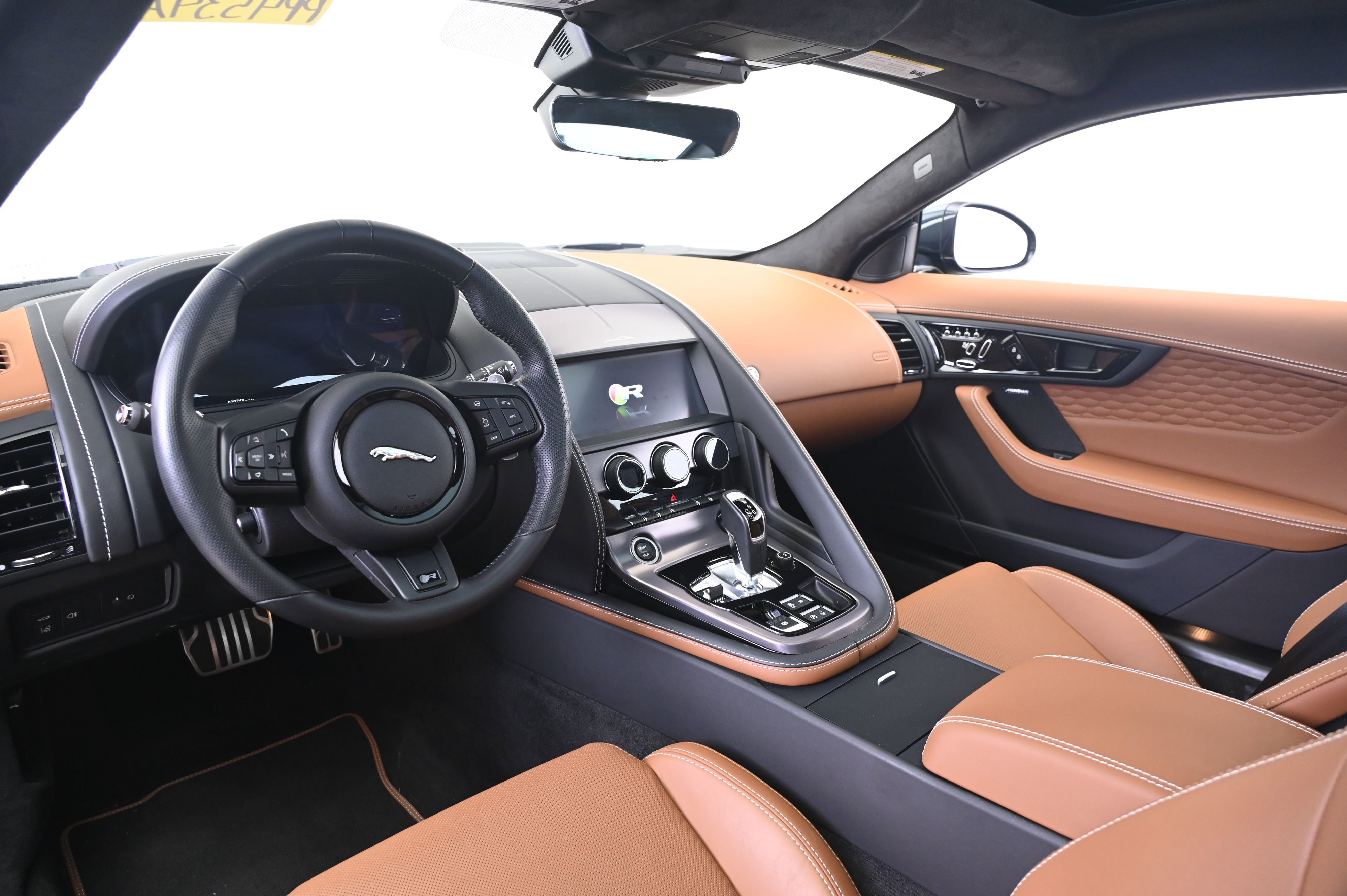 Used 2024 Jaguar F-TYPE R AWD/4WD image 4