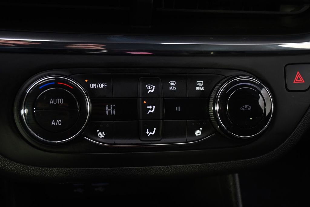 Used 2025 Buick Envista Preferred w/ Convenience I Package FWD image 28