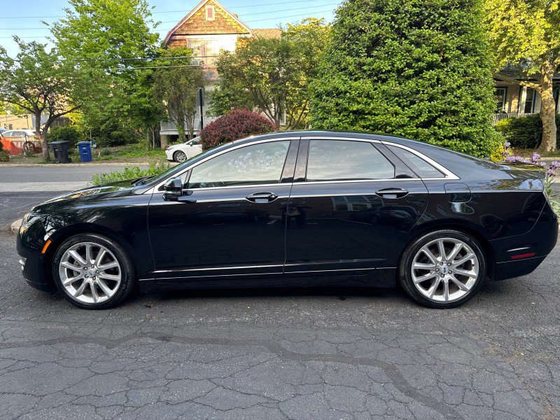 Used 2016 Lincoln MKZ Reserve w/ Equipment Group 300A Reserve AWD/4WD image 7