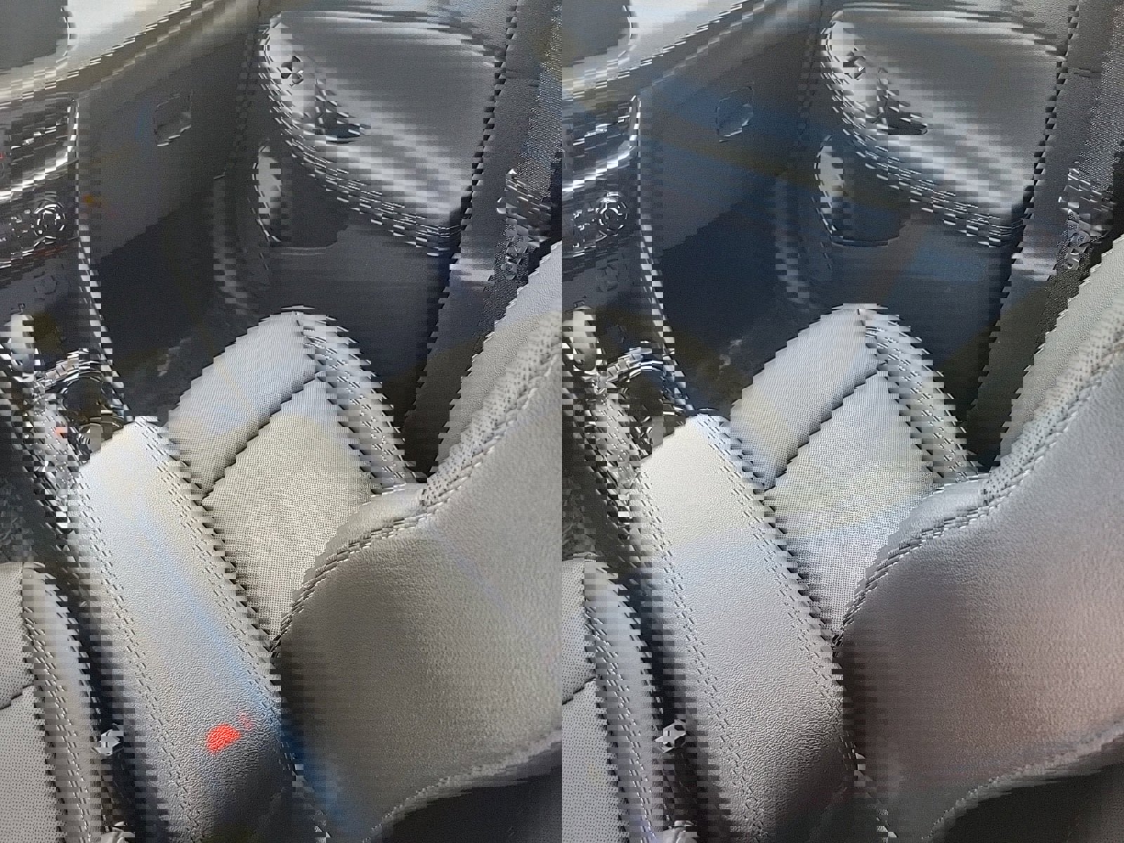 Used 2024 Buick Encore GX Sport Touring image 17