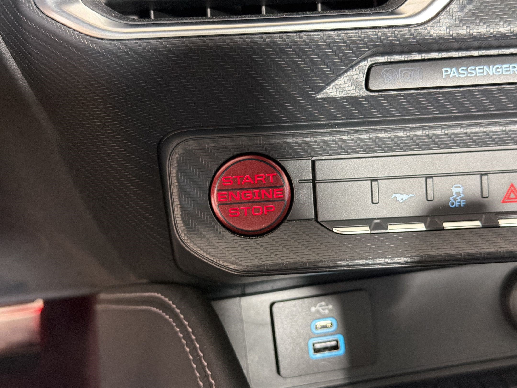 Used 2024 Ford Mustang GT Premium RWD image 17
