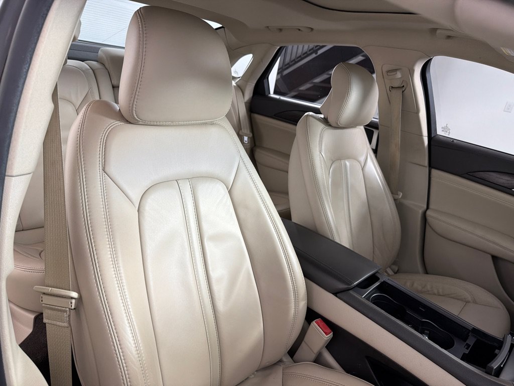 Used 2017 Lincoln MKZ Select w/ Technology Package FWD image 21