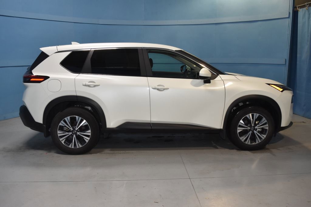 Certified 2023 Nissan Rogue SV image 20