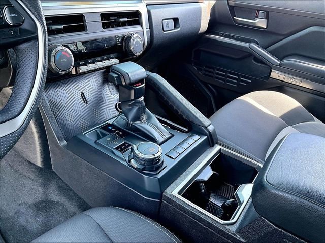 Used 2025 Toyota Tacoma TRD Sport AWD/4WD image 20