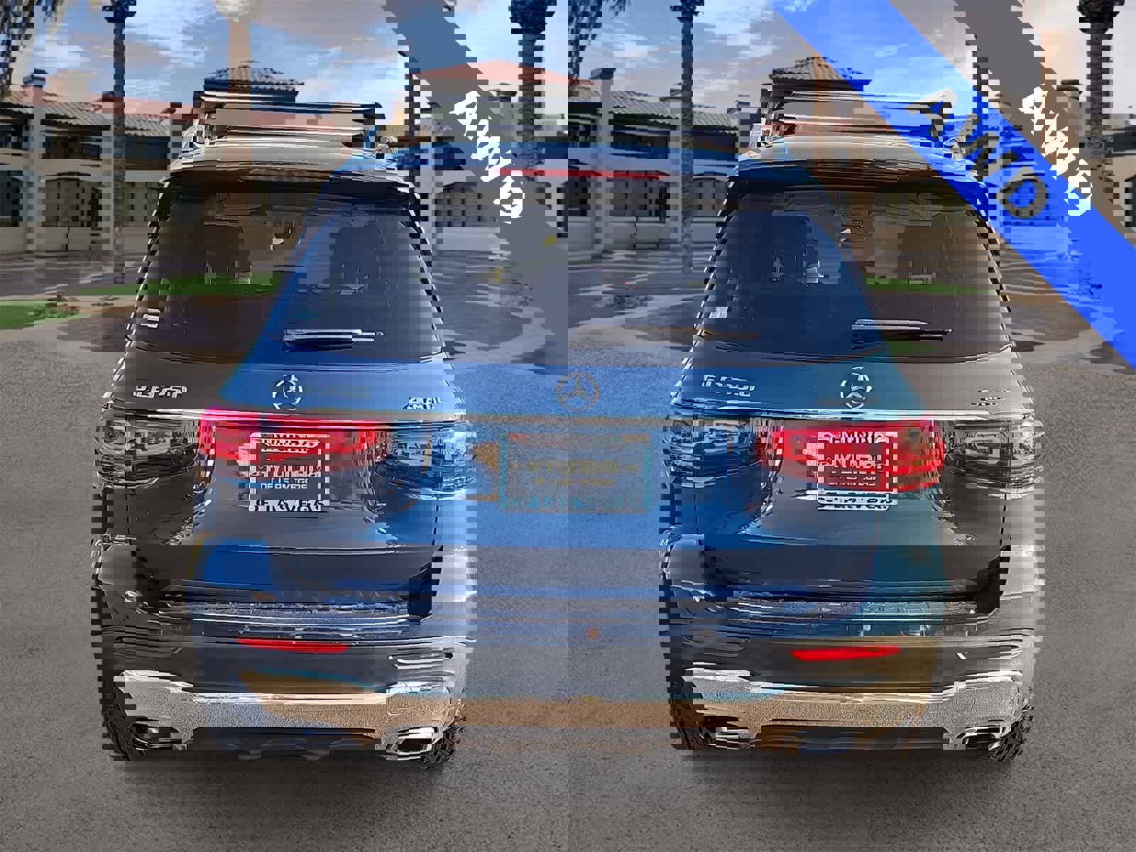 Used 2022 Mercedes-Benz GLB 250 4MATIC w/ Premium Package Lite image 7