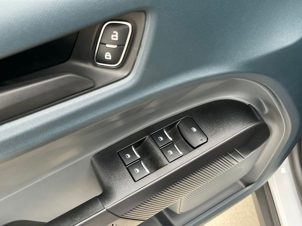 New 2026 Ford Maverick XL image 16