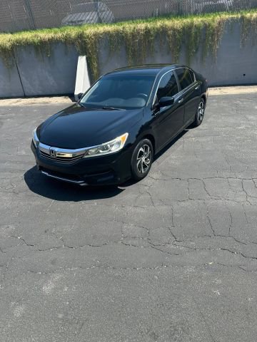 Used 2017 Honda Accord LX image 7