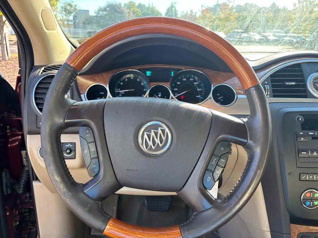 Used 2011 Buick Enclave CXL FWD image 10