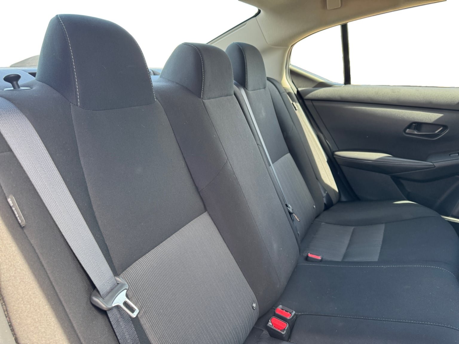 Used 2025 Nissan Sentra SV FWD image 18