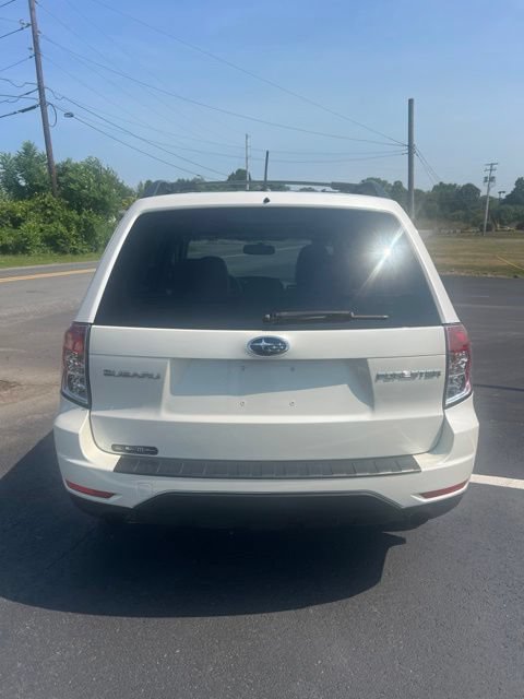 Used 2012 Subaru Forester 2.5X Limited AWD/4WD image 6