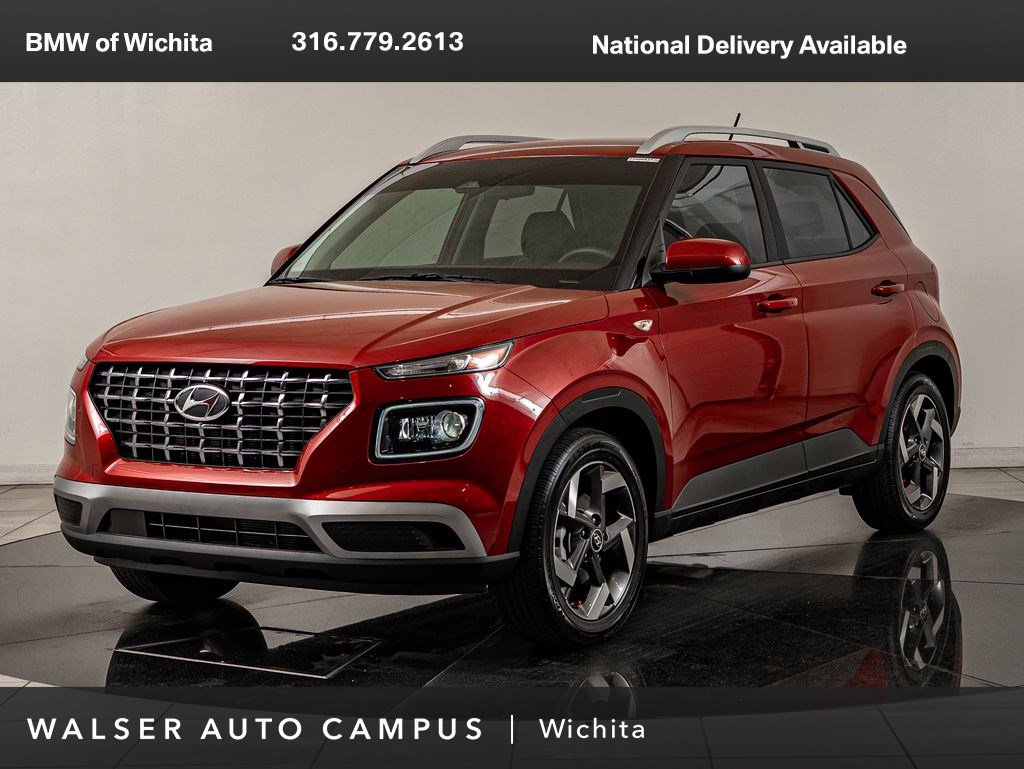 Used 2025 Hyundai Venue Limited FWD image 1