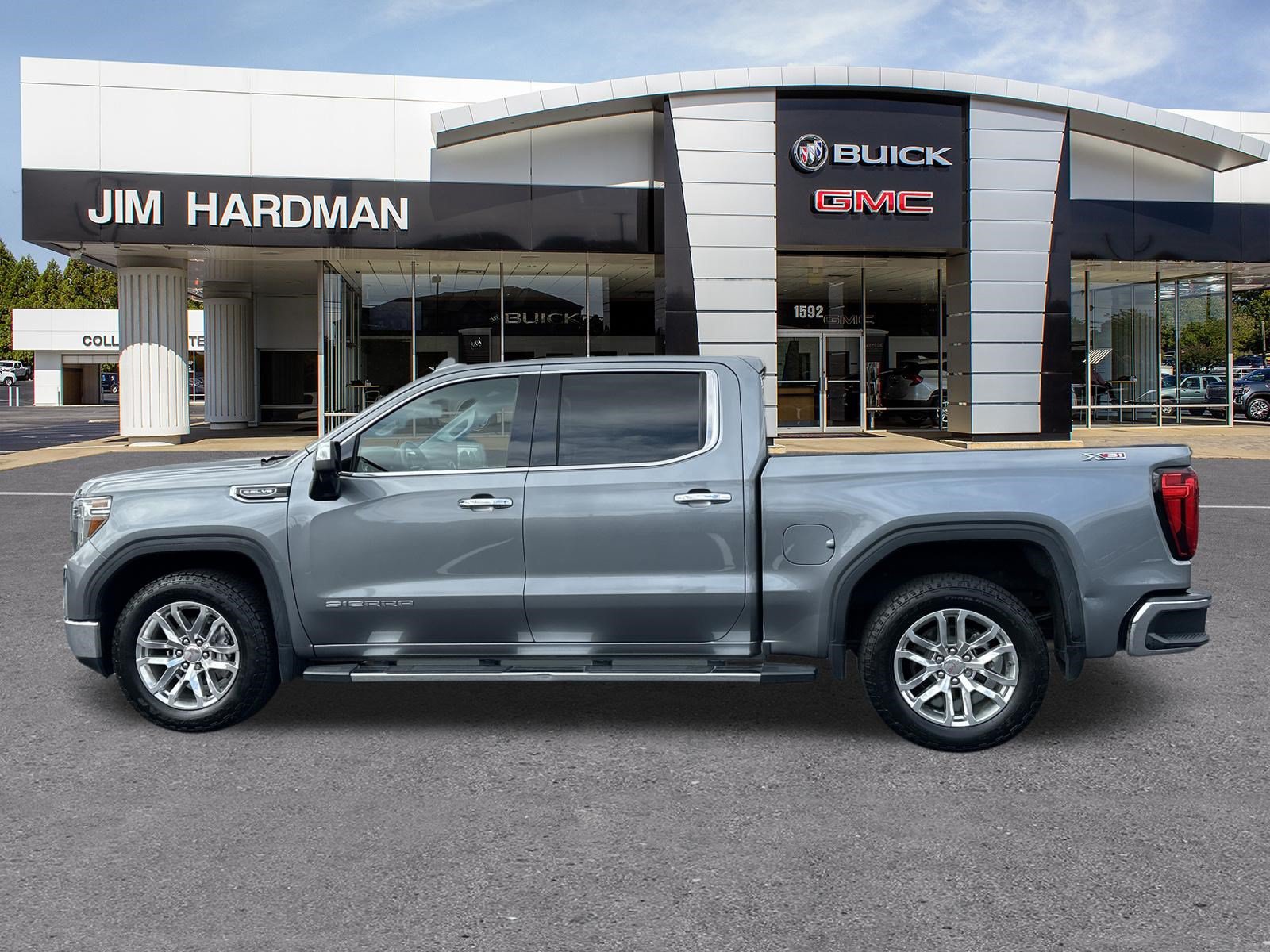 Used 2019 GMC Sierra 1500 SLT w/ SLT Premium Plus Package AWD/4WD image 4
