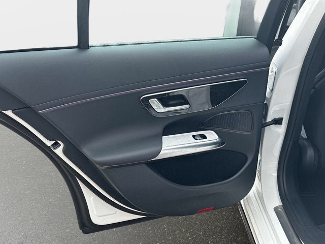 Used 2025 Mercedes-Benz E 350 Sedan image 12