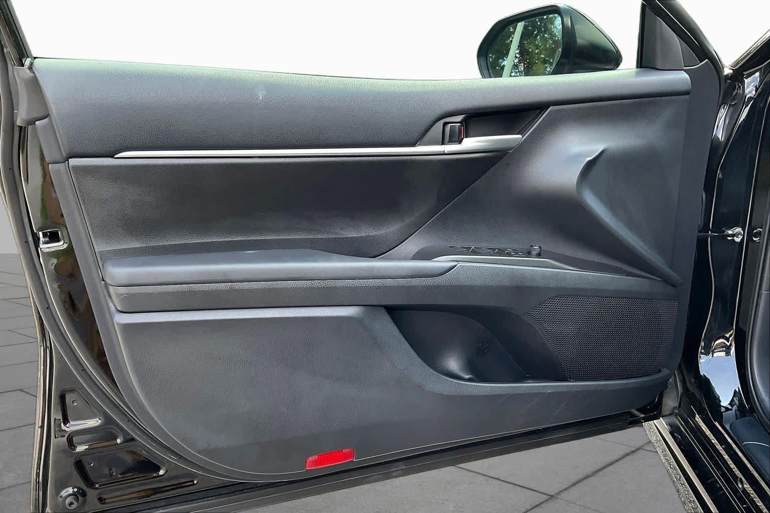 Used 2024 Toyota Camry SE w/ Convenience Package FWD image 21