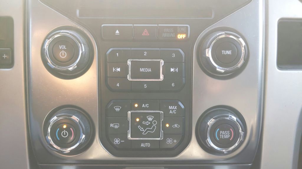 Used 2013 Ford F150 FX4 w/ Luxury Equipment Group AWD/4WD image 26