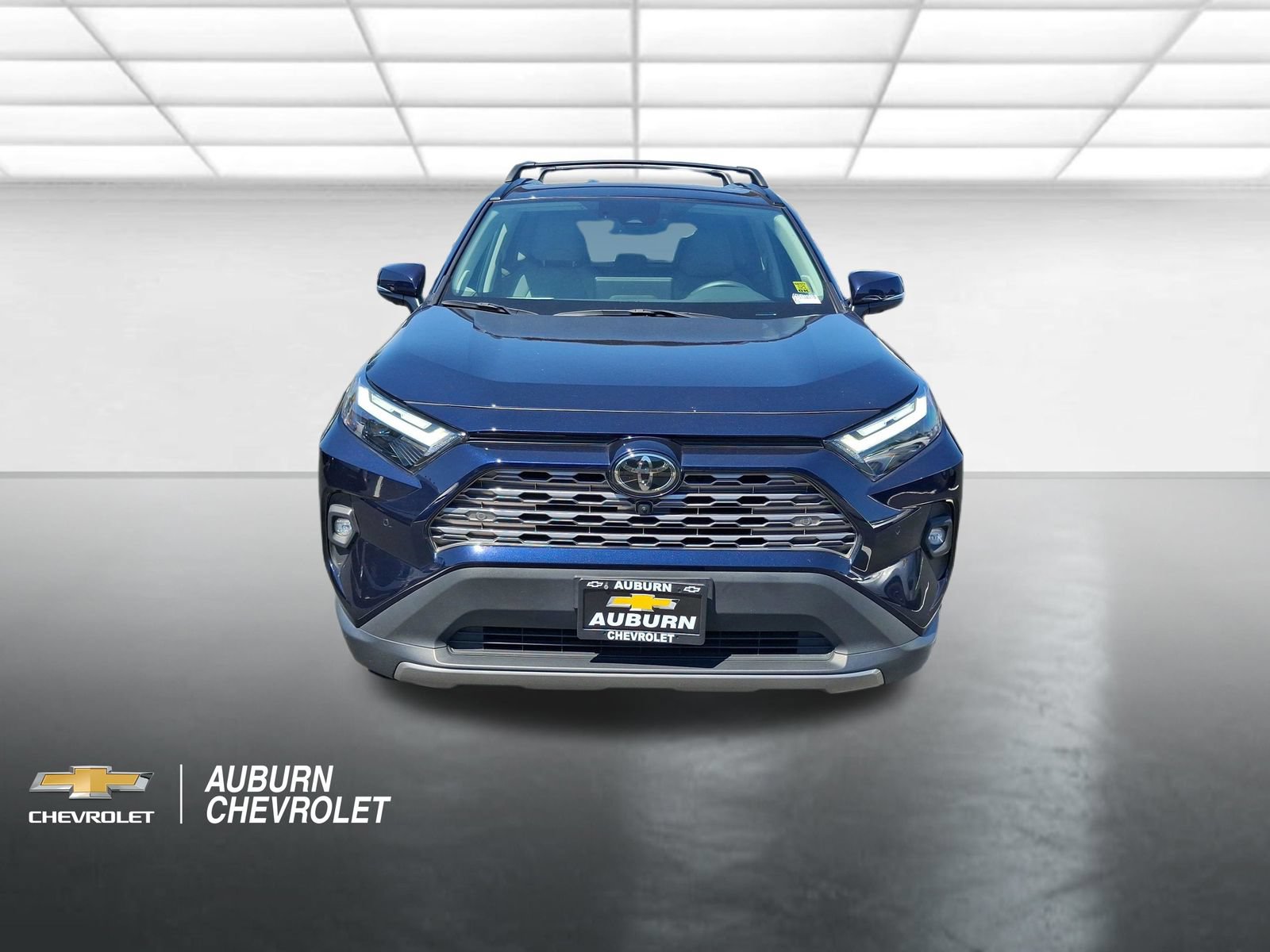 Used 2025 Toyota RAV4 Limited w/ Advanced Technology Package AWD/4WD image 8
