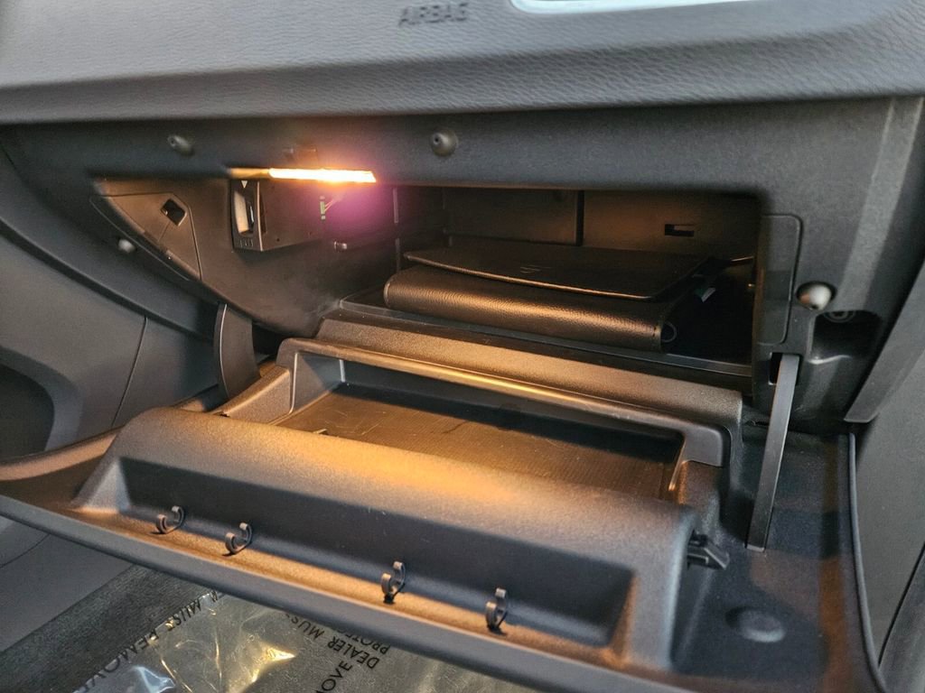 Used 2017 Volvo S60 T5 Inscription image 20