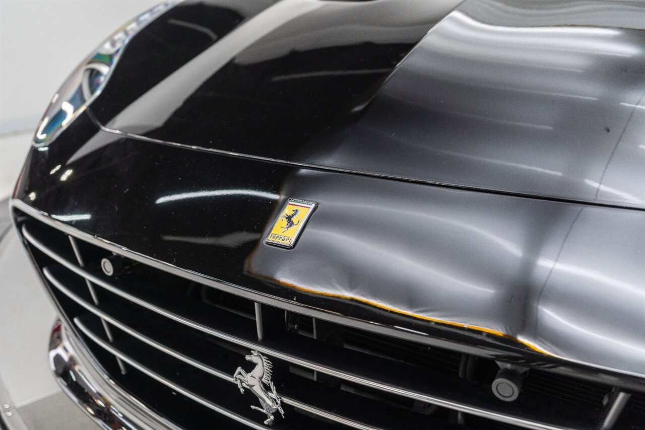Used 2017 Ferrari California T RWD image 22