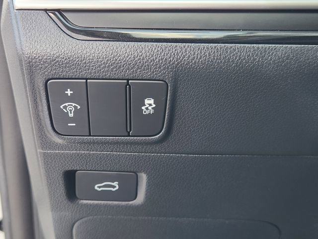 Used 2025 Kia K5 LXS image 19