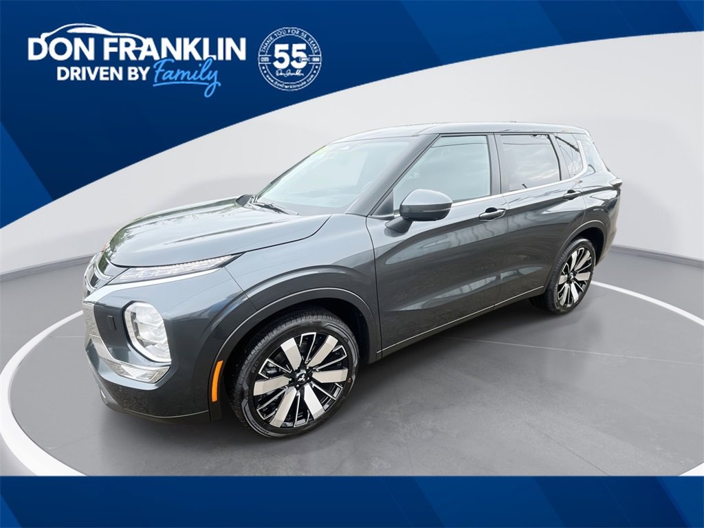 New 2025 Mitsubishi Outlander SE video 1