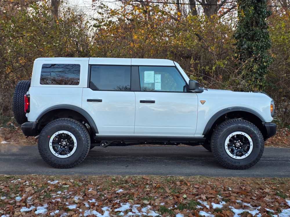 New 2025 Ford Bronco Badlands w/ Sasquatch Package image 2