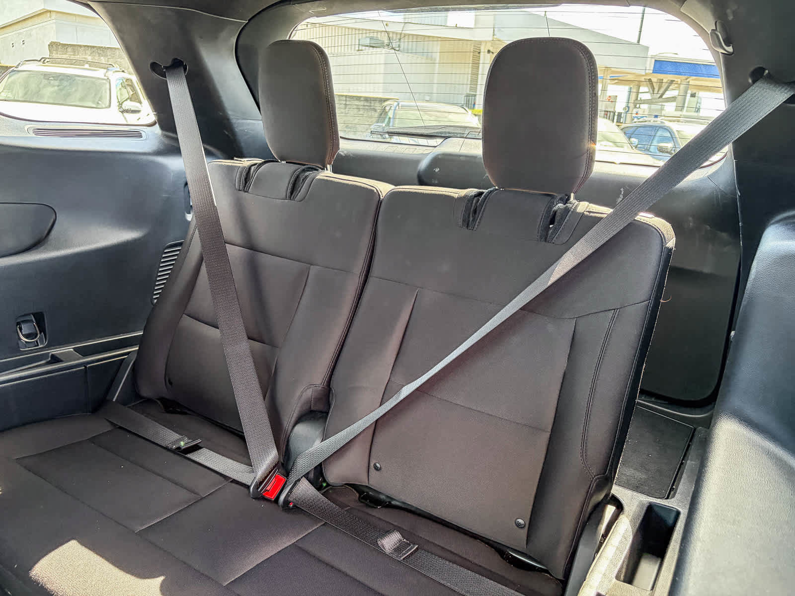 Used 2020 Ford Explorer XLT image 18