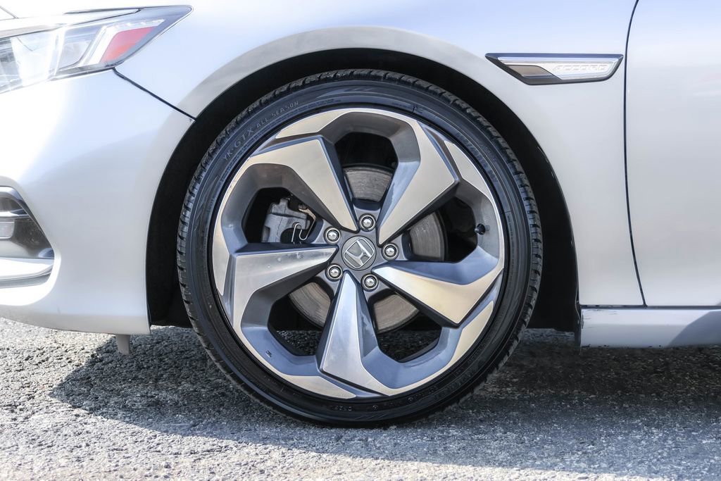 Used 2019 Honda Accord Touring image 17