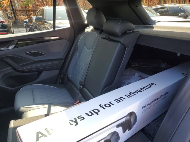 New 2026 Volkswagen Tiguan SEL R-Line image 11