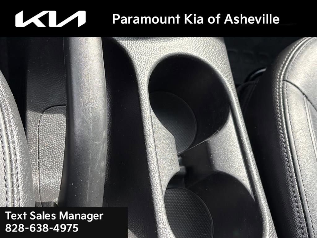 Used 2016 Kia Soul ! w/ Premium Package image 26