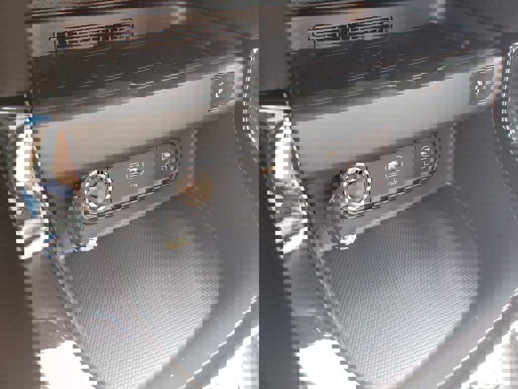 New 2026 Kia Seltos EX image 36