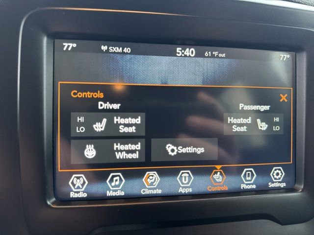 Used 2019 Jeep Renegade Latitude w/ Cold Weather Group image 21