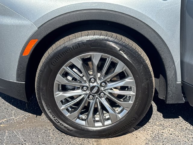 Used 2025 Cadillac XT4 Premium Luxury FWD image 26