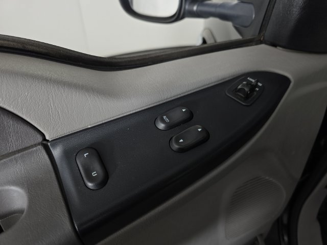 Used 2001 Ford F250 XLT AWD/4WD image 25