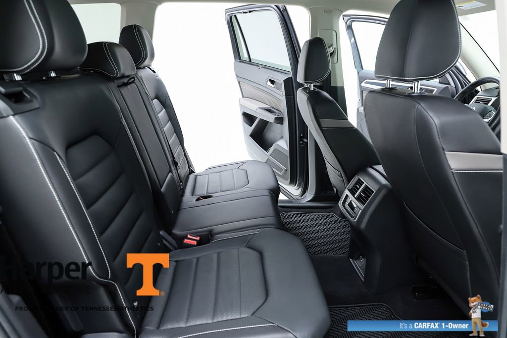 Used 2023 Volkswagen Atlas SEL Premium AWD/4WD image 38