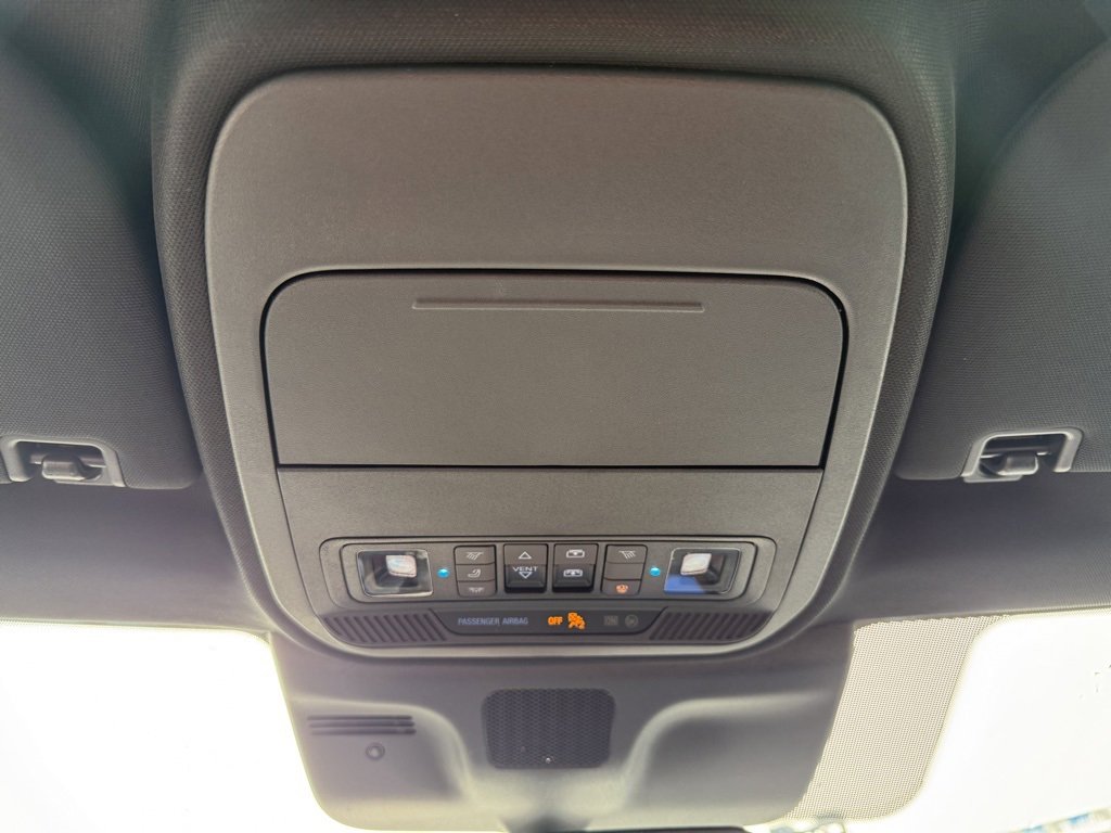 New 2025 Ford Expedition Platinum w/ Stealth Performance Package image 21