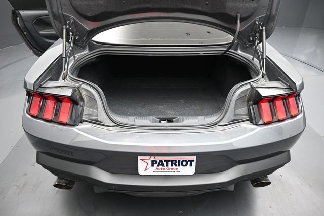 Used 2024 Ford Mustang GT RWD image 15