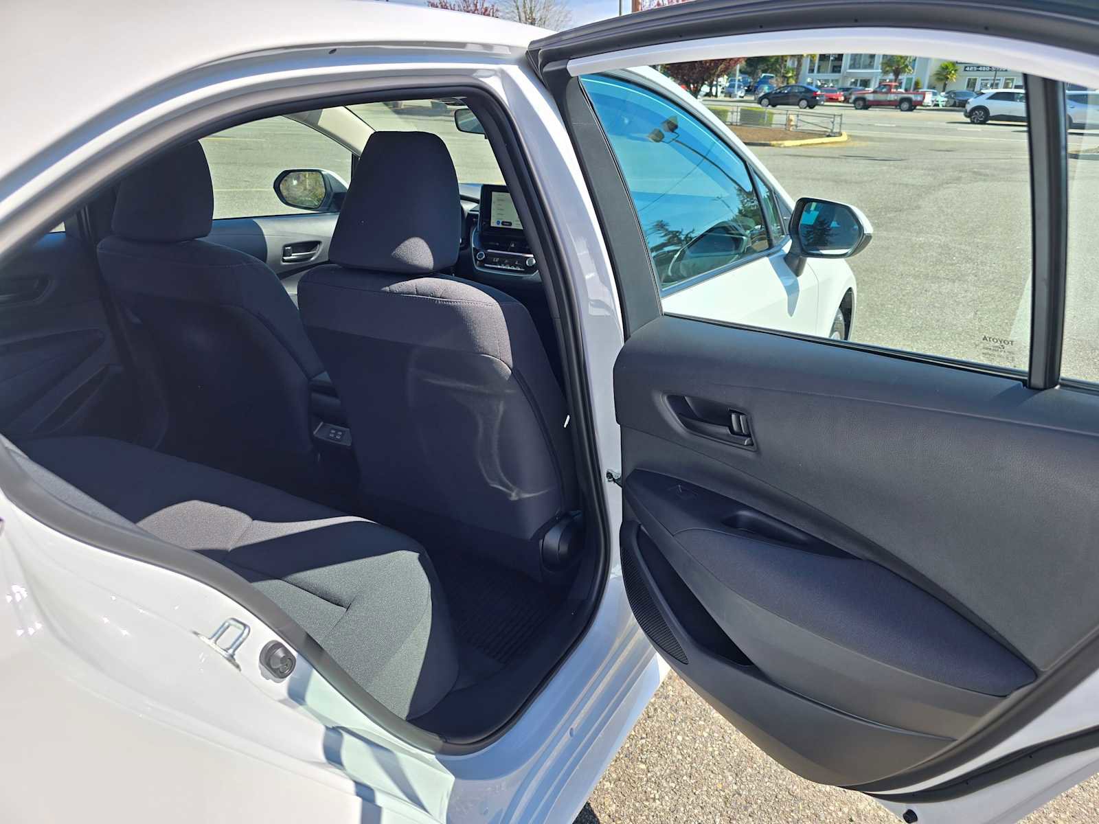 Used 2026 Toyota Corolla LE FWD image 13