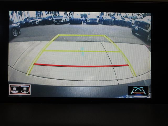 Used 2022 Lexus UX 200 w/ Accessory Package (Z1) image 19