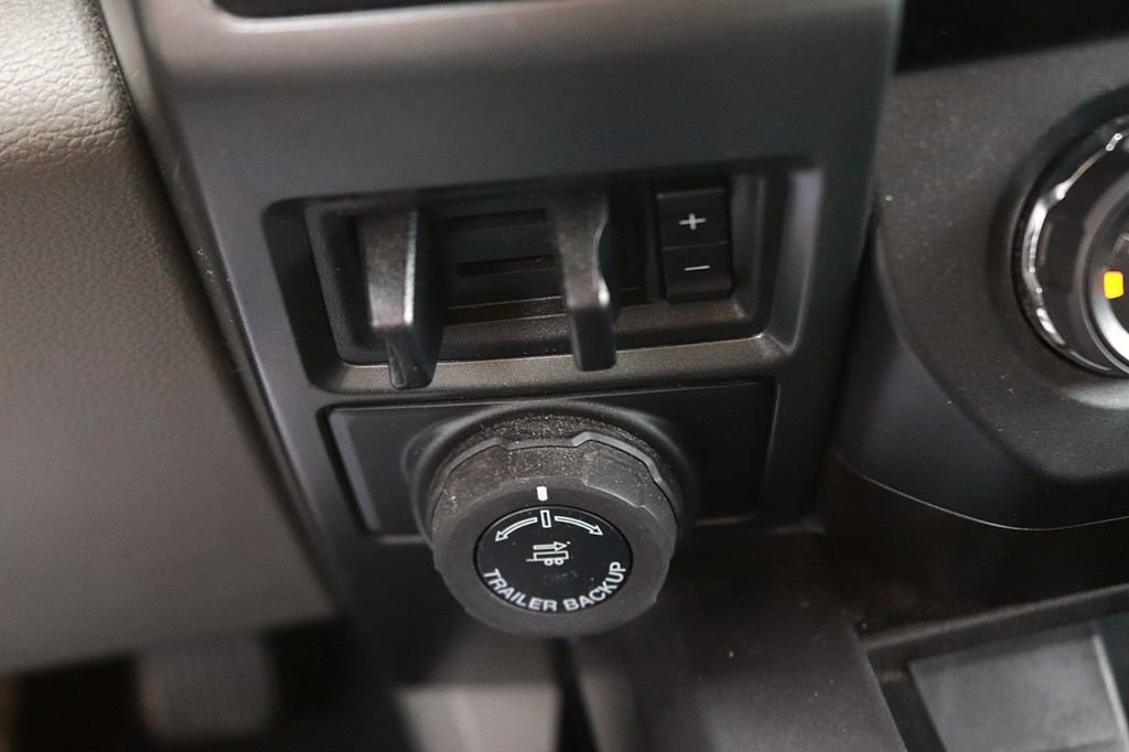 Used 2022 Ford F250 XLT w/ XLT Premium Package image 32