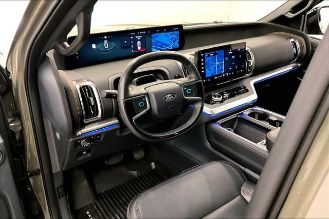 Used 2025 Ford Expedition Tremor AWD/4WD image 15