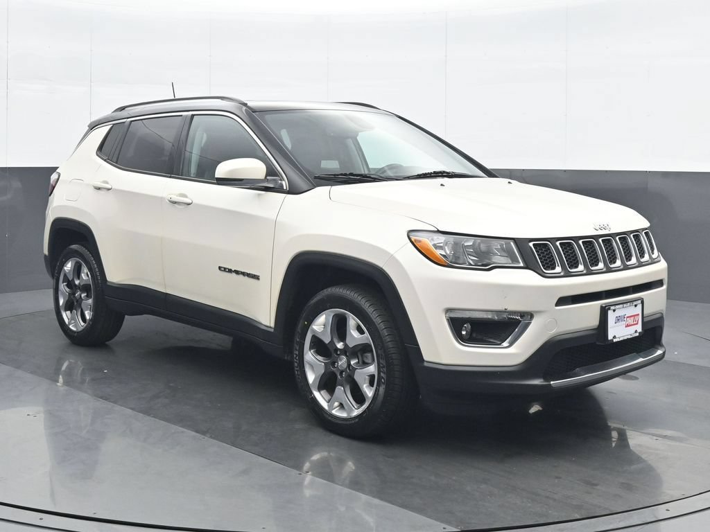 Used 2019 Jeep Compass Limited AWD/4WD image 9