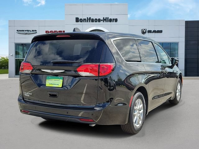 New 2026 Chrysler Voyager LX FWD image 4