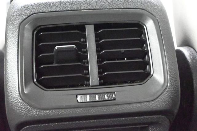 Used 2021 Volkswagen Tiguan SEL AWD/4WD image 16