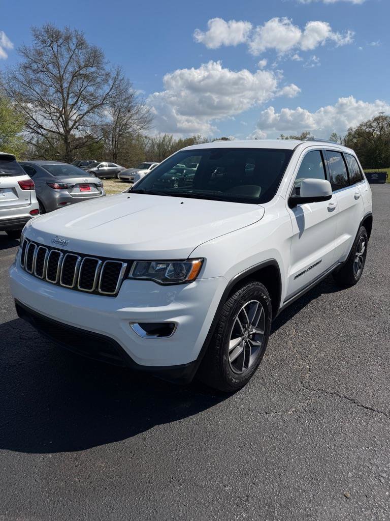 Used 2019 Jeep Grand Cherokee Laredo w/ Laredo X Package